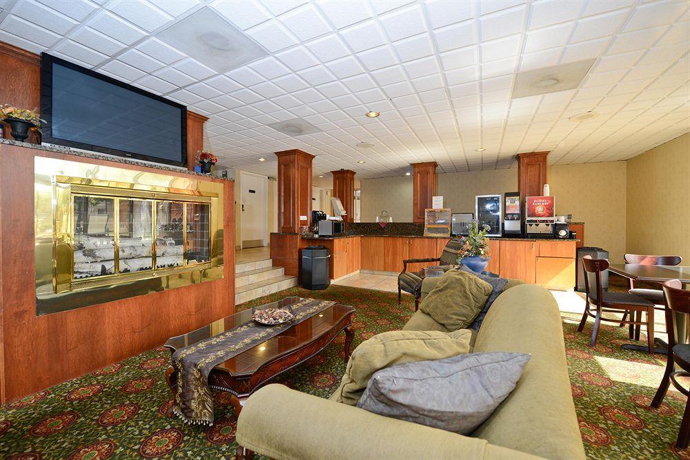 Best Western Detroit Livonia Εστιατόριο φωτογραφία
