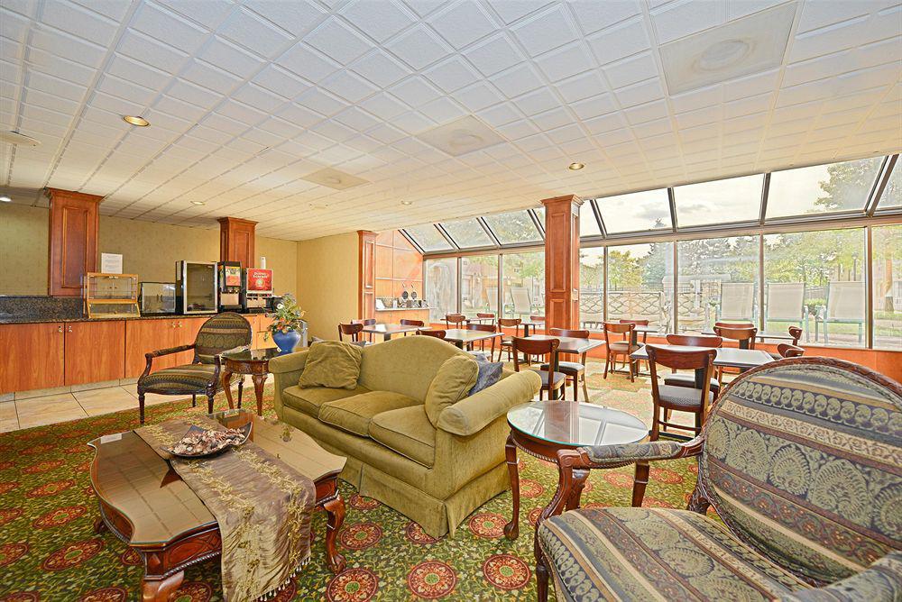 Best Western Detroit Livonia Εστιατόριο φωτογραφία